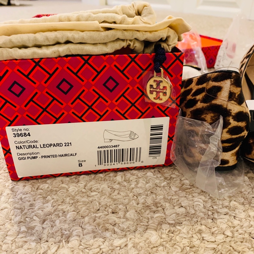 [Tory Burch] HP 💕 Gigi Calf-Hair Leopard Pump - Picture 7 of 13